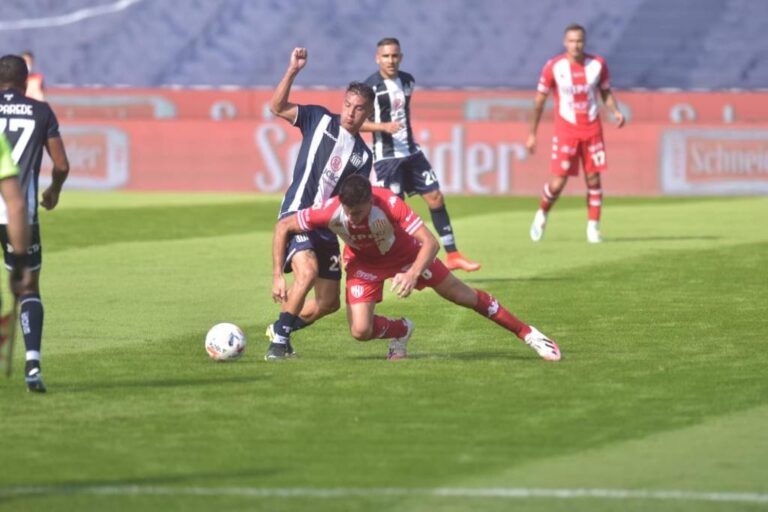 Los rojiblancos perdieron por goleada ante la T. Gentileza: La Voz del Interior/Facundo Luque.