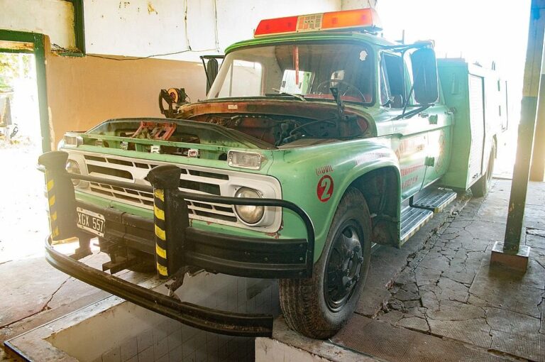 Los vehículos de Bomberos están en muy mal estado. Melisa Curá