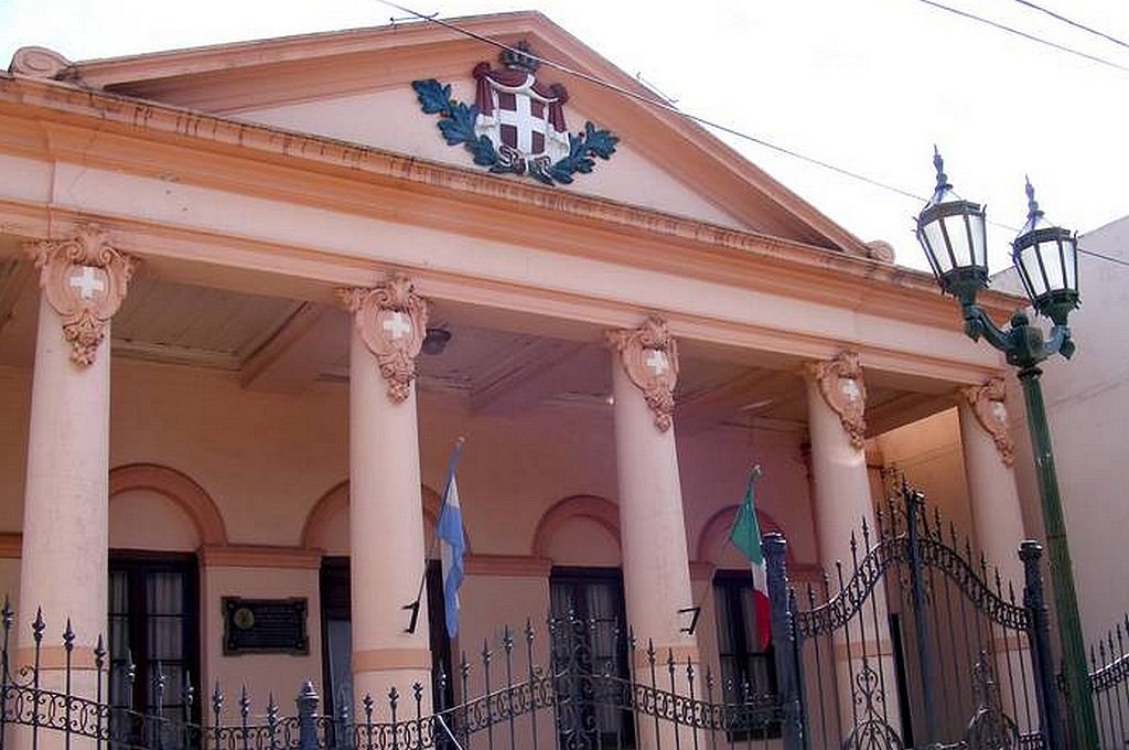 La fachada de un edificio que es patrimonio histórico de Villaguay.