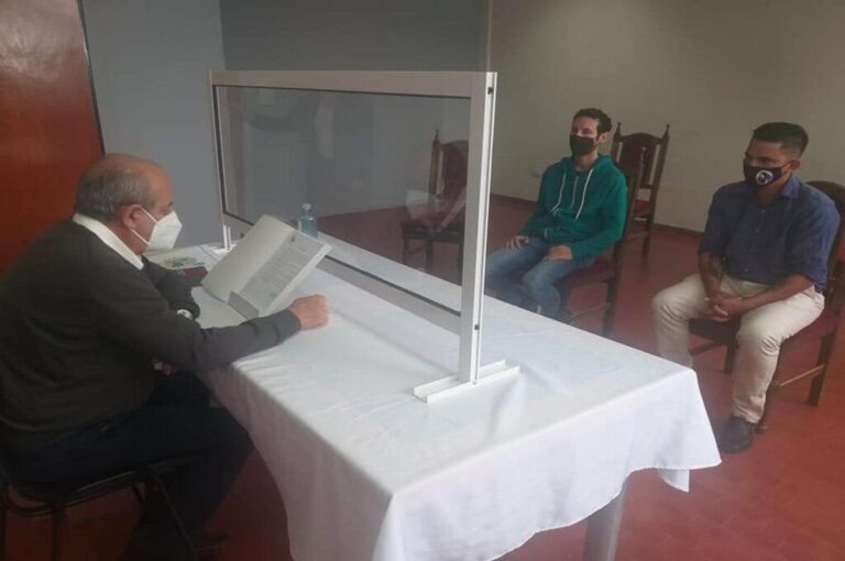 El intendente de Santa Elena