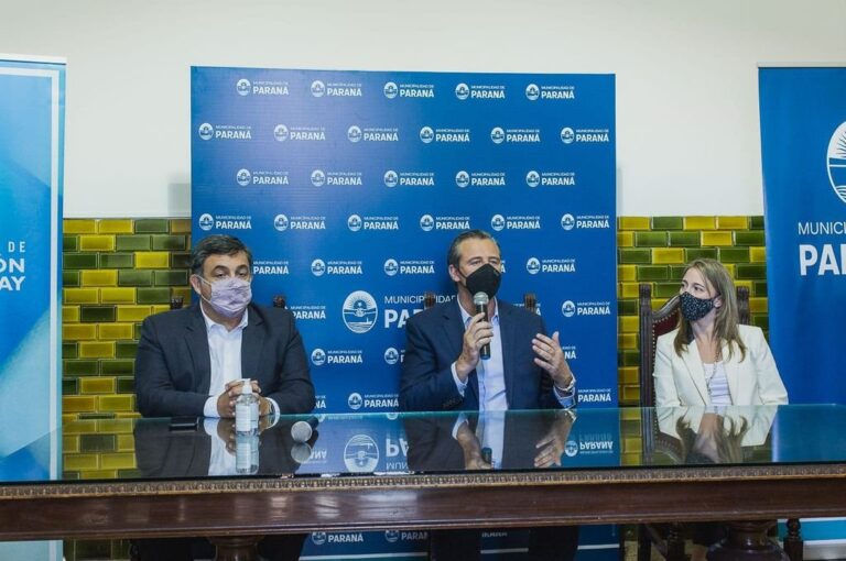El intendente Martín Oliva