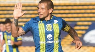 Emiliano Vecchio viene de ser una de las figuras en el clásico. Gentileza