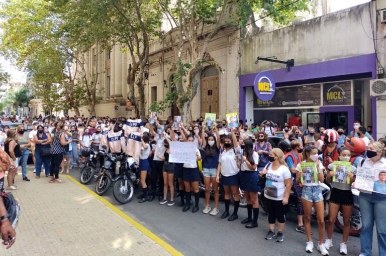 El pueblo concordiense salió a las calles a pedir por mayor seguridad.