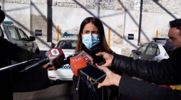 La secretaria Carolina Labaryru habló con los medios. Mirador Provincial.