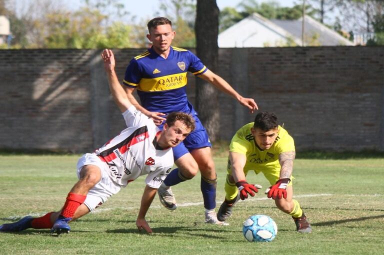 Patronato luchó y peleó ante un Boca sólido