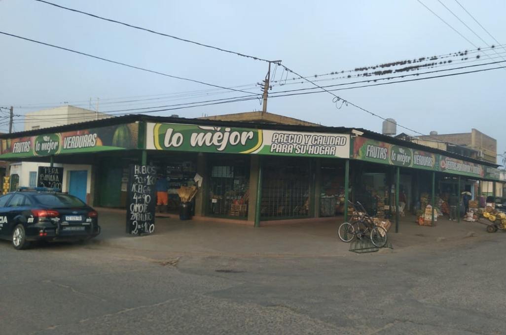 La verdulería donde se produjo el robo.