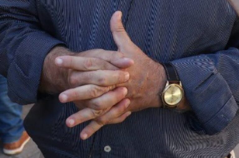 Twitter Clara García