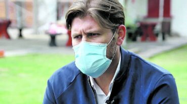 El ex arquero propone un club 'con energía