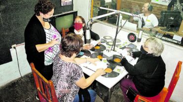 El programa radial Ecos de Vida está al aire desde el sábado 9 de febrero de 2019.  Melisa Curá