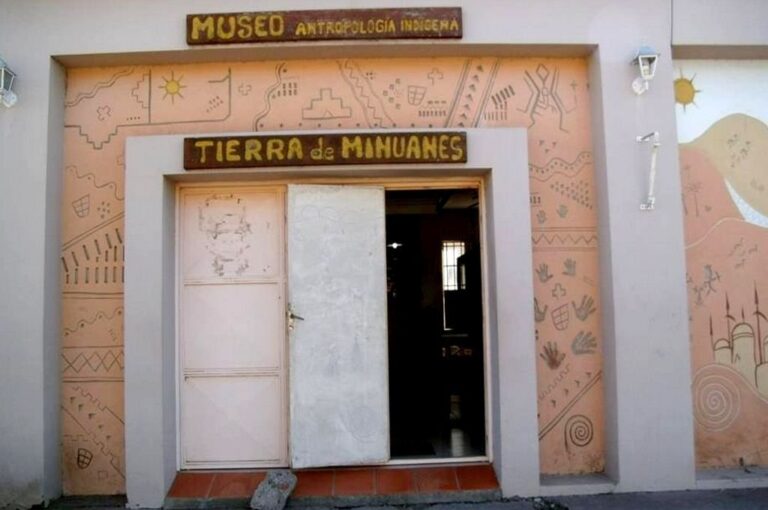 Museo Antropológico Tierra de Minuanes.