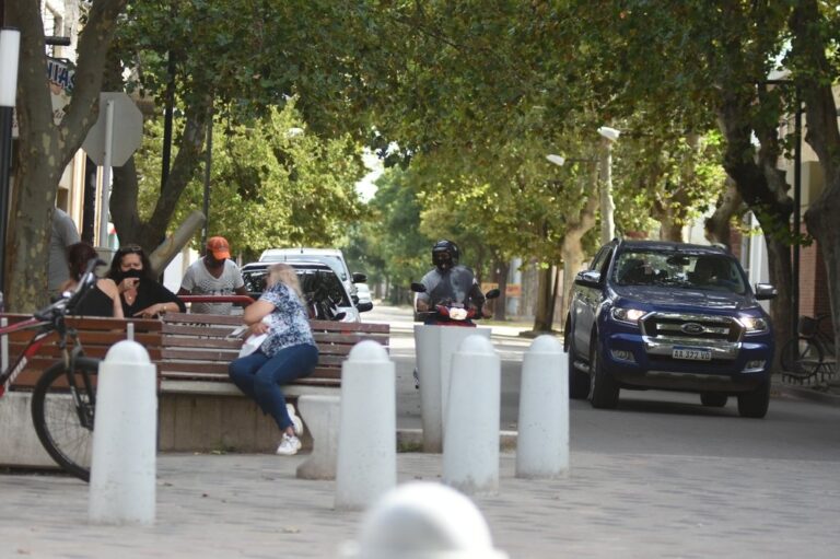 En las últimas semanas se incrementaron notoriamente los contagios en varias localidades del departamento General López. Manuel Fabatía