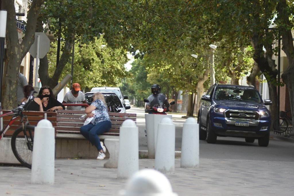 En las últimas semanas se incrementaron notoriamente los contagios en varias localidades del departamento General López. Manuel Fabatía