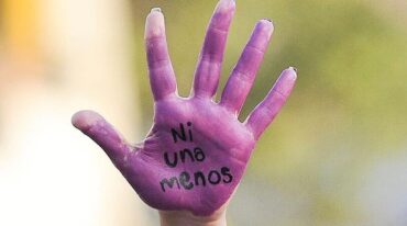 Como principal herramienta contra la violencia se propone la denuncia judicial.