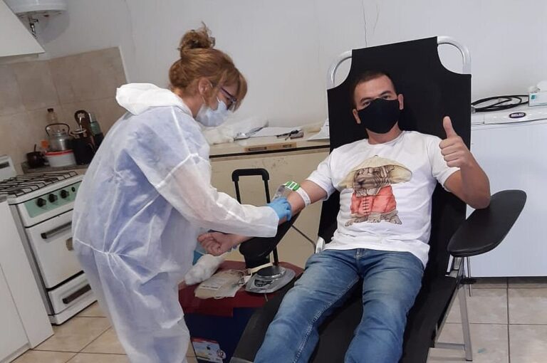 En la ciudad del sur entrerriano los recuperados del Covid-19 donan su plasma para ayudar en la recuperación de pacientes graves.