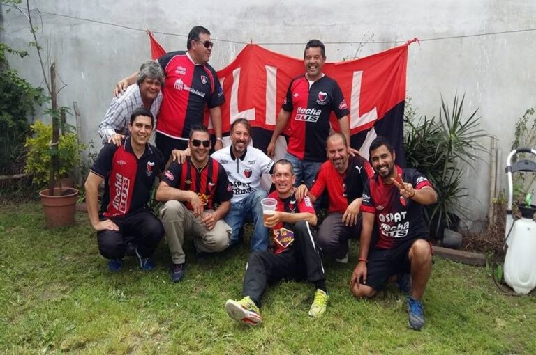 Los integrantes de la Filial de Colón en Paraná. Los Sabaleros sueñan con la consagración. GENTILEZA FILIAL COLÓN PARANA