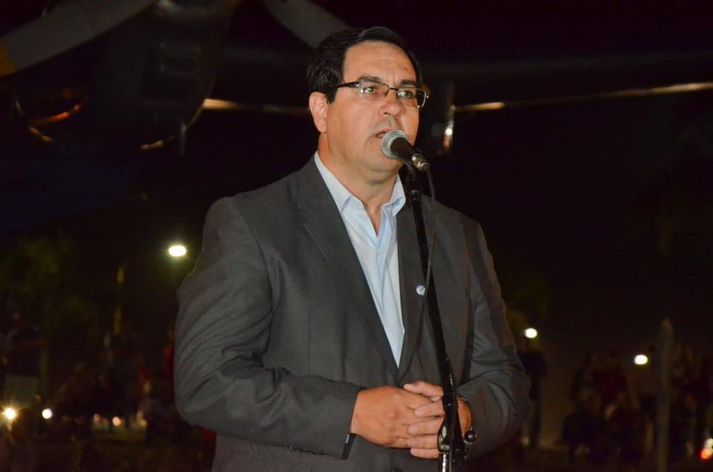 Vallejos reseñó que "desde que comenzó la pandemia la Municipalidad de Reconquista trabaja codo a codo con los sistemas de salud público y privado