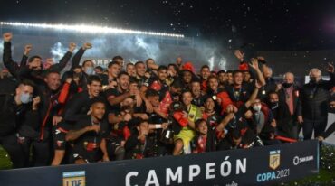 Los hacedores de un logro histórico e inolvidable: Colón campeón. PRENSA CLUB ATLÉTICO COLÓN