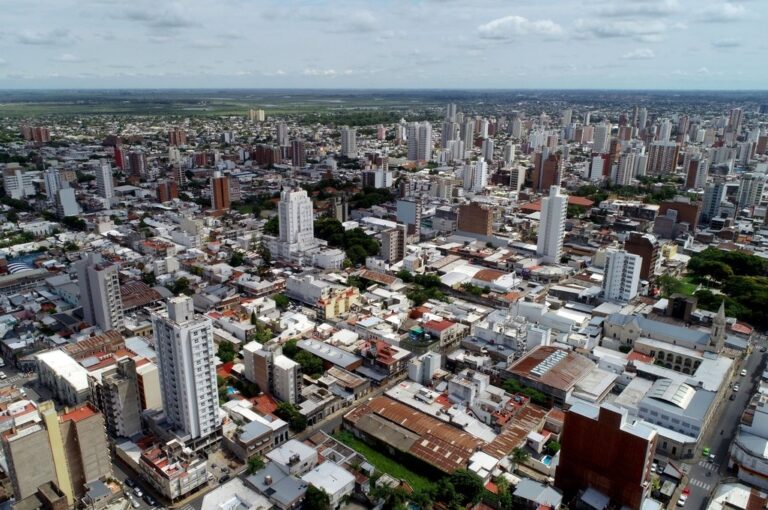 La ciudad capital creció en toda su extensión y de forma sostenida. El municipio entiende que el actual Reglamento de Edificaciones quedó viejo