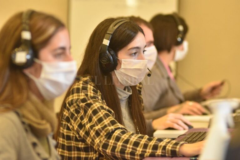 La actividad en el centro de atención Covid es por turnos de 6 horas