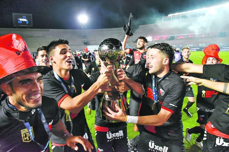 El festejo histórico. El Sabalero en su mejor momento.