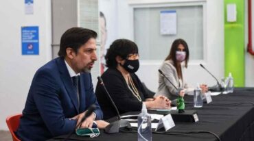 El Plan Juana Manso prevé el reparto de 633.000 notebooks en todo el país y enfatiza la utilización de las aulas virtuales de navegación gratuita y el repositorio federal de contenidos por parte de la comunidad educativa.    Gentileza