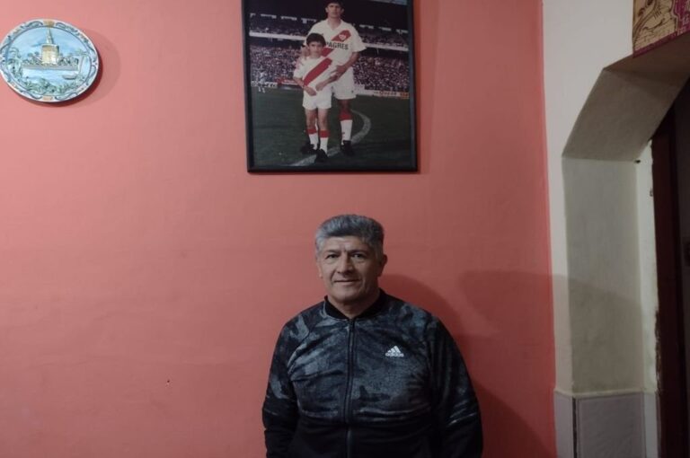 Juan Ramón Comas desde el 2004 está ligado al fútbol femenino. Víctor Ludi