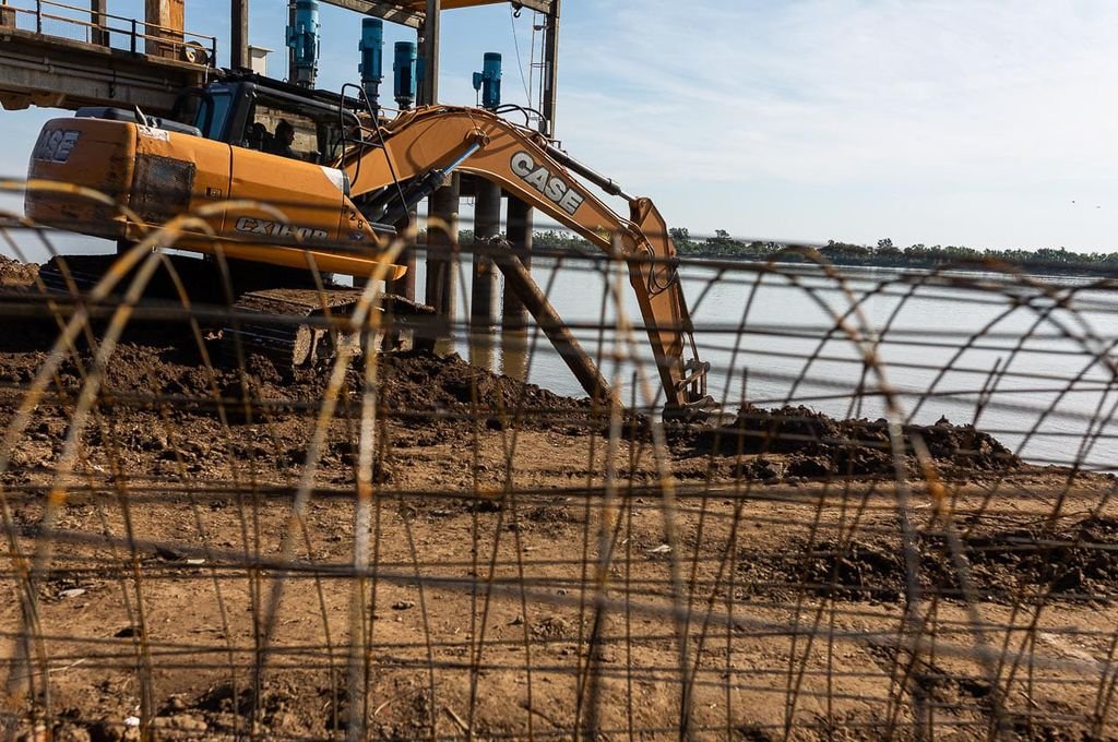 Se inició la obra del traslado de la bomba para ubicarla más cerca del cauce del río