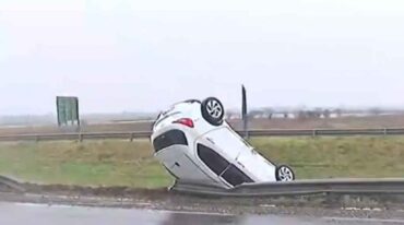 Así quedó el auto tras el siniestro.  Gentileza
