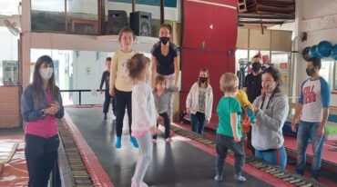 Una novedosa actividad que vincula a padres e hijos.