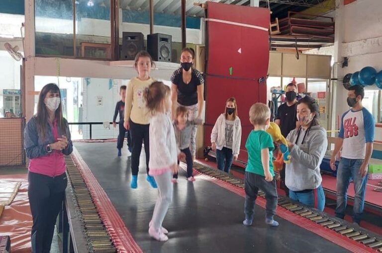 Una novedosa actividad que vincula a padres e hijos.