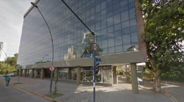 El allanamiento fue en una de las torres de oficinas y departamentos del complejo Puerto Norte. Google Street View.