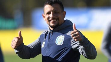 Vecchio vuelve a jugar luego de la lesión. Gentileza.