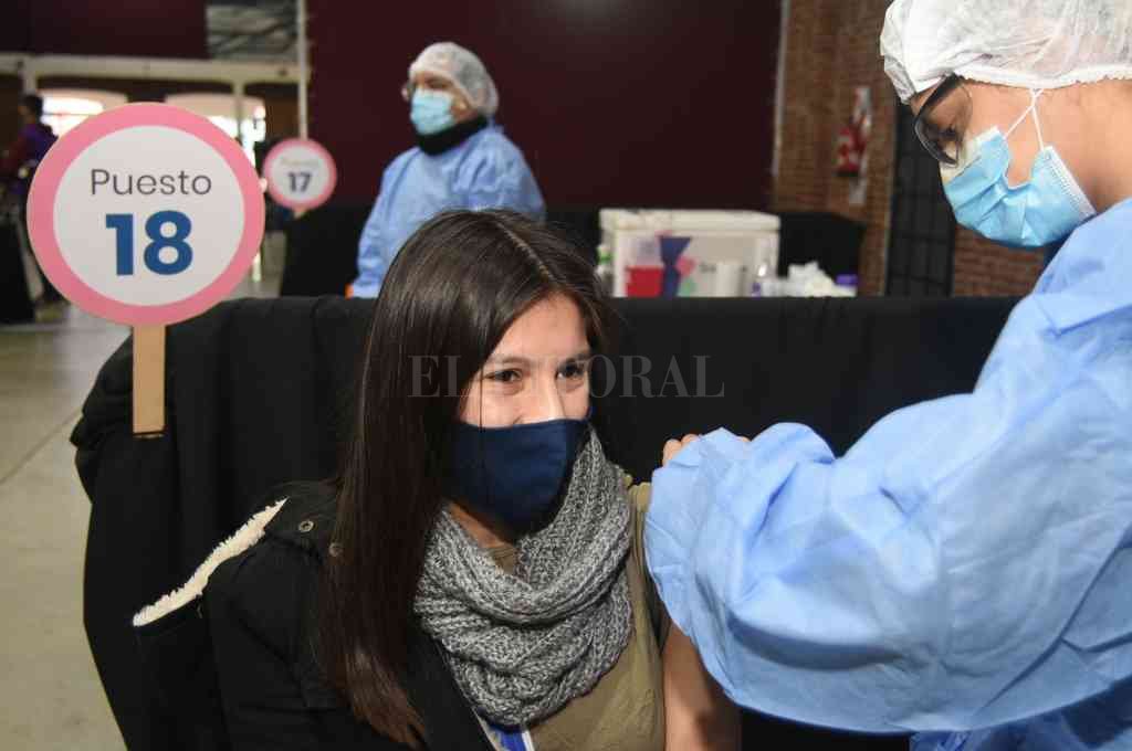 En la Provincia hay un gran número de jóvenes que no han recibido la vacuna y que tampoco se han inscripto en el Registro Santa Fe Vacuna. El Litoral