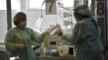 La vacuna no evita la circulación del virus pero si mitiga la presentación grave de los casos y