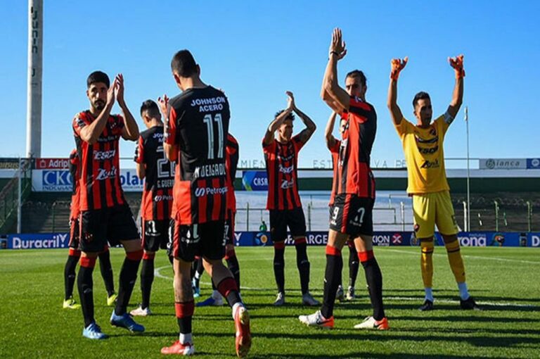 Patronato quiere seguir en levantada en su debut en Paraná.  Prensa Copa Argentina