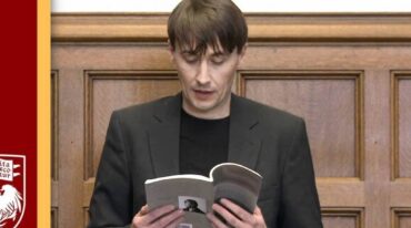 "Estoy convencido de que muchos no queremos ni podemos vivir sin la poesía