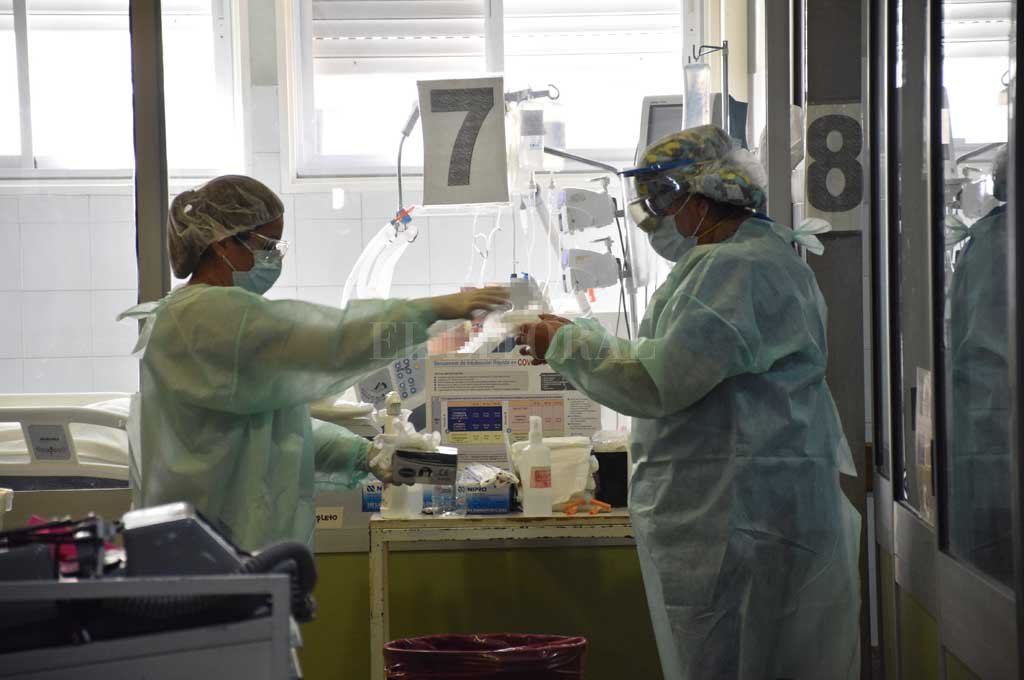 Un sector de la terapia intensiva del Hospital Cullen de esta capital. La foto es sólo ilustrativa. Archivo El Litoral / Flavio Raina