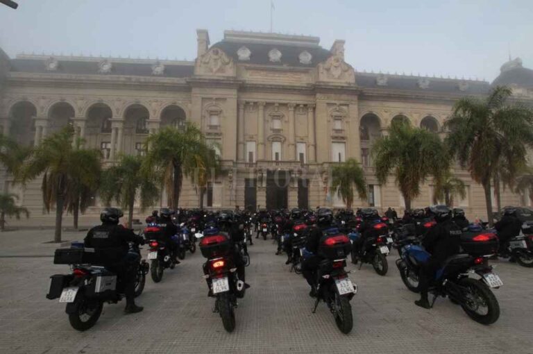 La compra realizada de motos fue entregada en distintos puntos de la provincia. Lagna informó que habrá más compras.    Mauricio Garín
