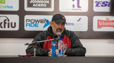 Iván Delfino valoró el punto que obtuvo su equipo y alentó al crecimiento Prensa Patronato