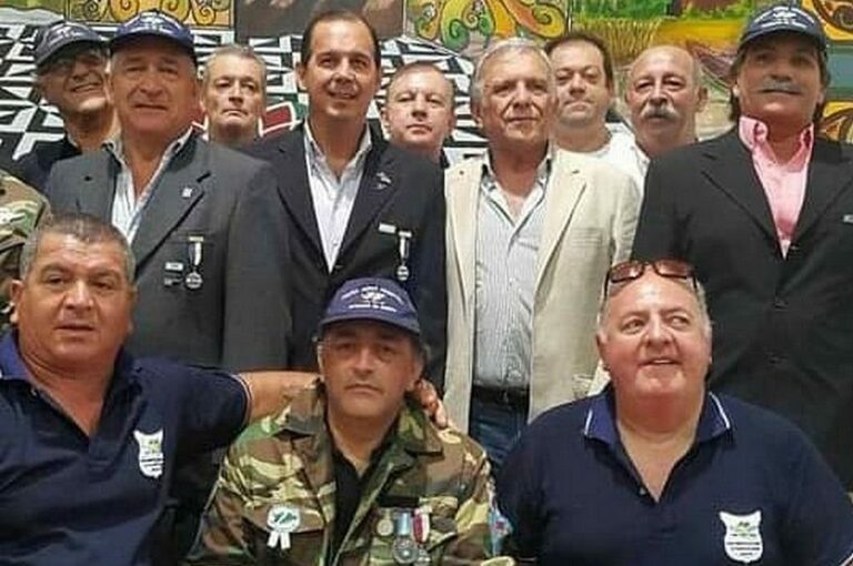 Los conscriptos que tenían 18 y 19 años en 1982