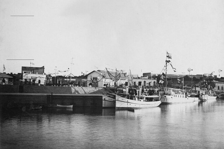 Inauguración Puerto de La Paz. Gentileza Histarmar