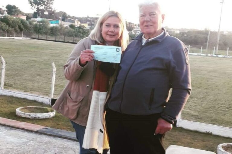 Luis fundó el club y ahora su hija Alejandra Metz