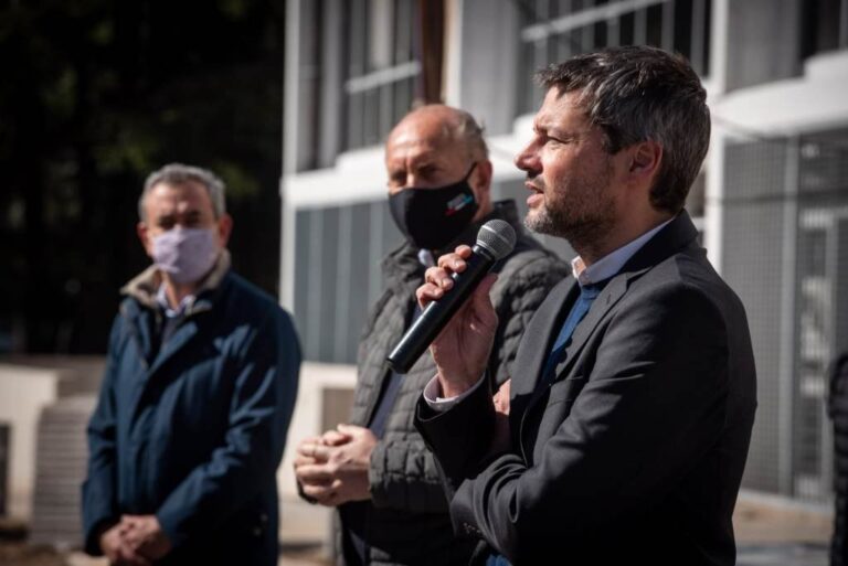 Lammens junto a Perotti y Javkin en Rosario.