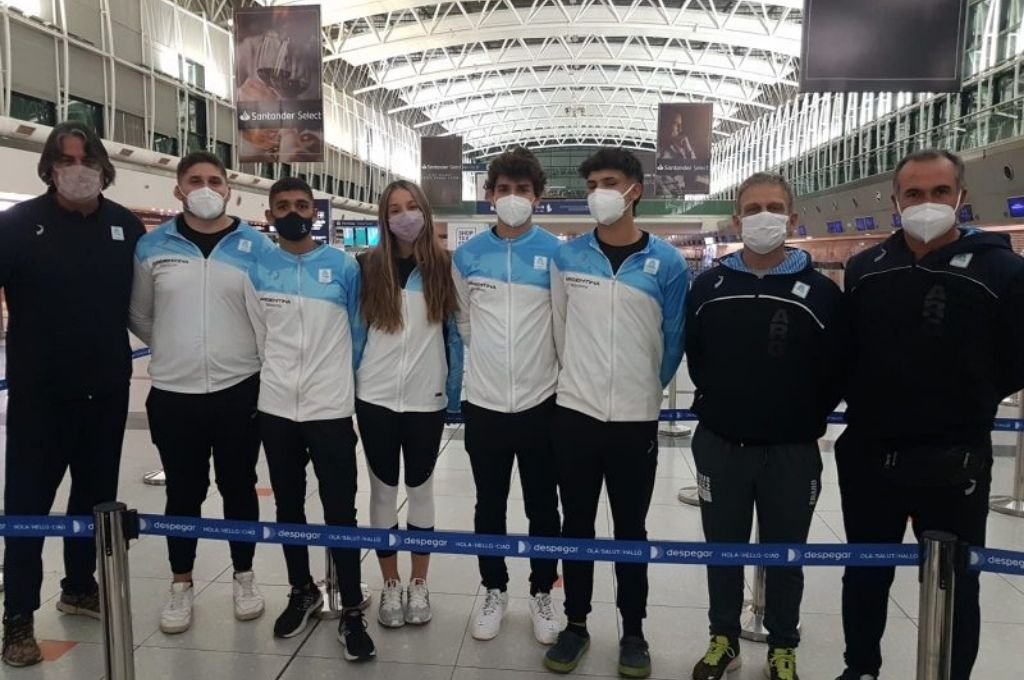 El elenco argentino se encuentra volando hacia el territorio africano.