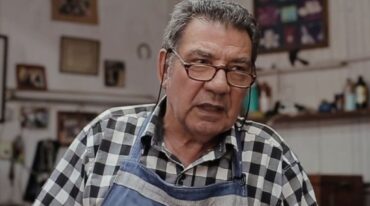 El artesano villaguayense Antonio Garita contó cómo ha impactado la pandemia en el sector.