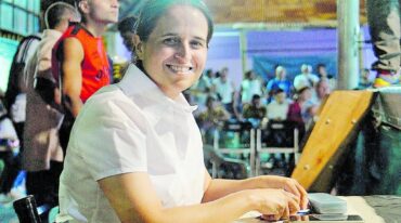 Mariela Santini expuso sus vivencias como dirigente de una disciplina que