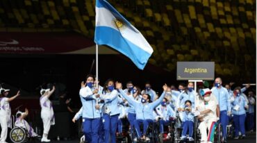La delegación de Argentina en la inauguración de los Juegos Paralímpicos de Tokio 2021.