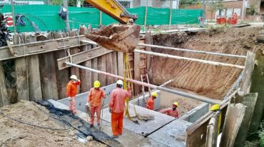 La construcción del desagüe Espora tiene un 80% de avance y mejorará el escurrimiento de agua de lluvia en varios barrios del noroeste de la ciudad.