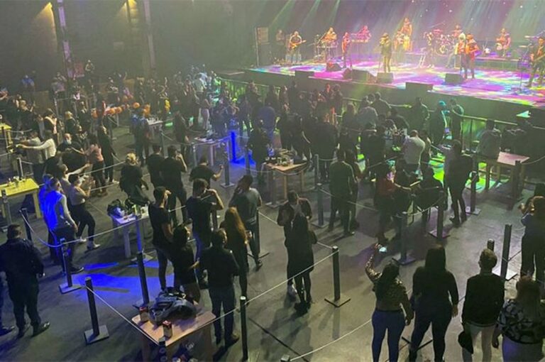 En Córdoba. El sábado 17 de agosto se realizó en la Plaza de la Música el primer show con burbujas sociales en capital cordobesa