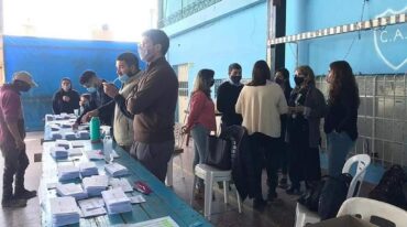 En los primeros días de agosto se organizó en Victoria el operativo de distribución de la Tarjeta Alimentar.